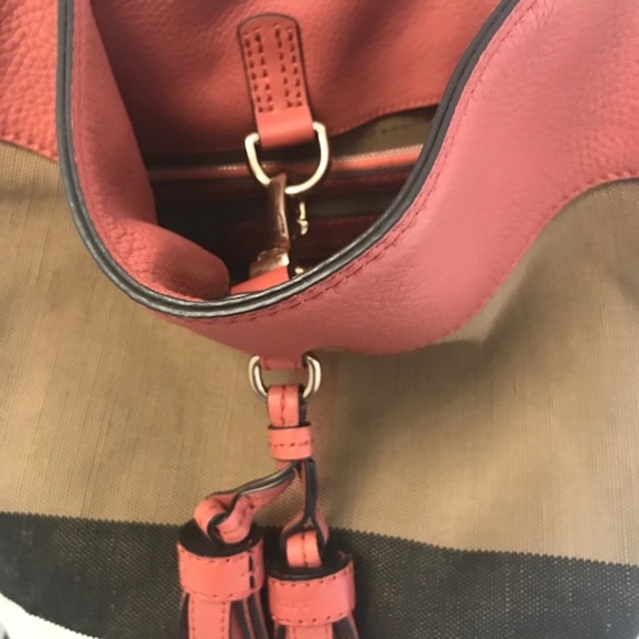 Burberry Grainy Canvas Ashby Tassel Cinnamon Red - Picture 7 of 8